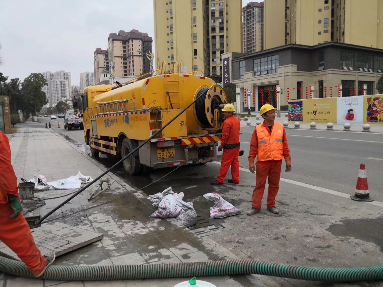 鸡冠排污管道清淤-管道清洗
